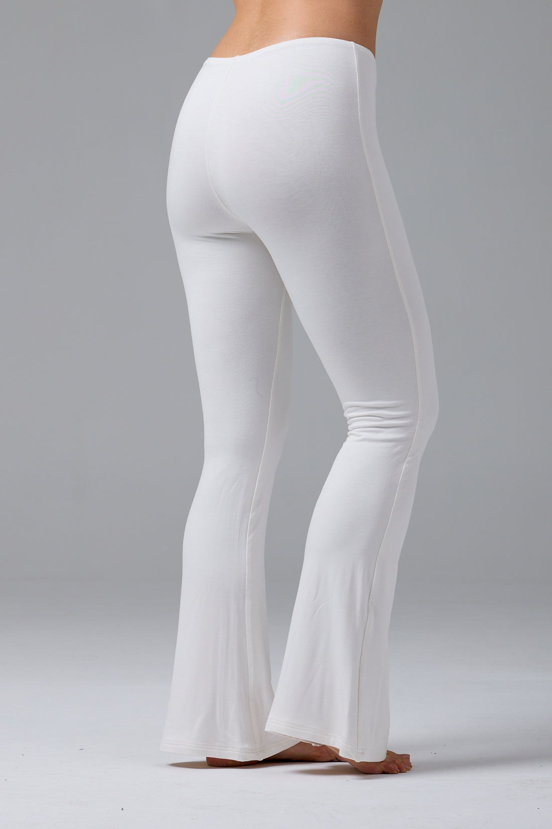 PRO-TECHNICAL FLARED LEGGINGS - CREAM