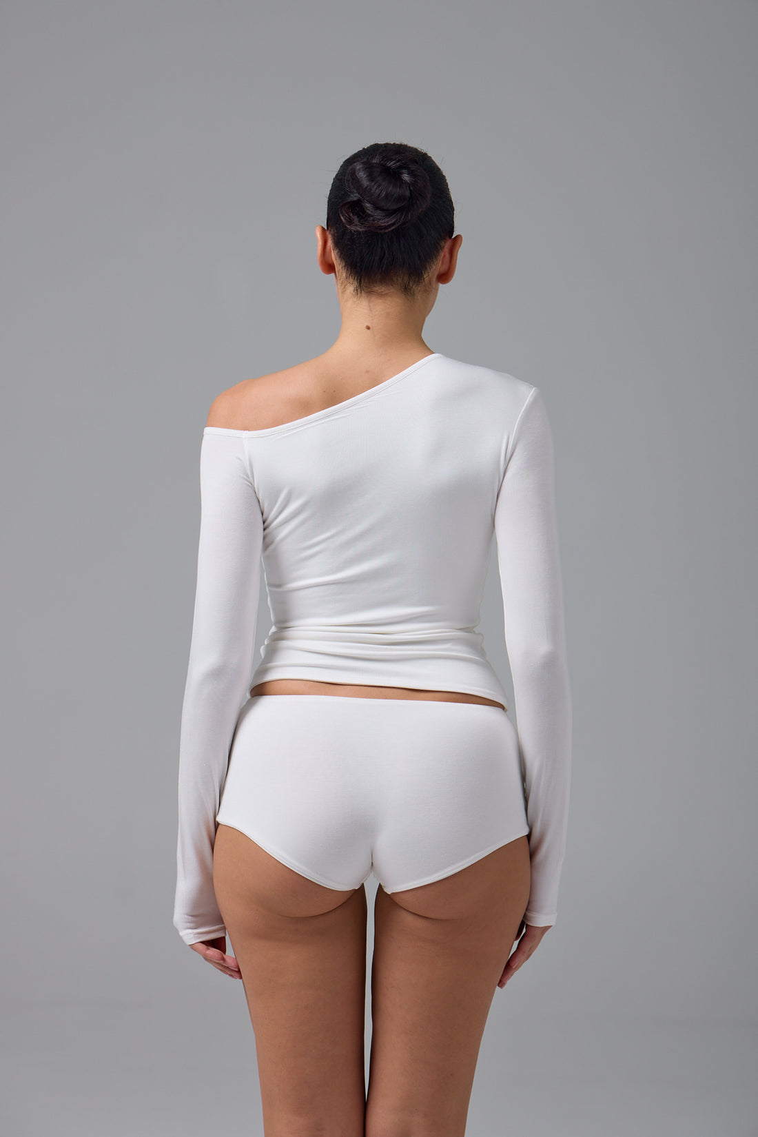SERENE - ASİMETRİK TEK OMUZ DETAY T-SHIRT - CREAM