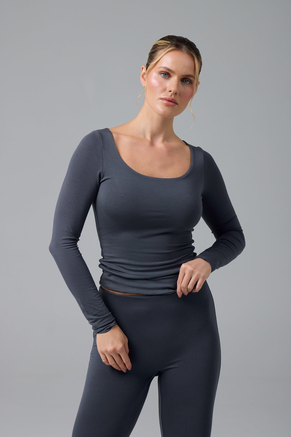 GNC-U YAKA UZUN KOL T-SHIRT- BLUEBERRY