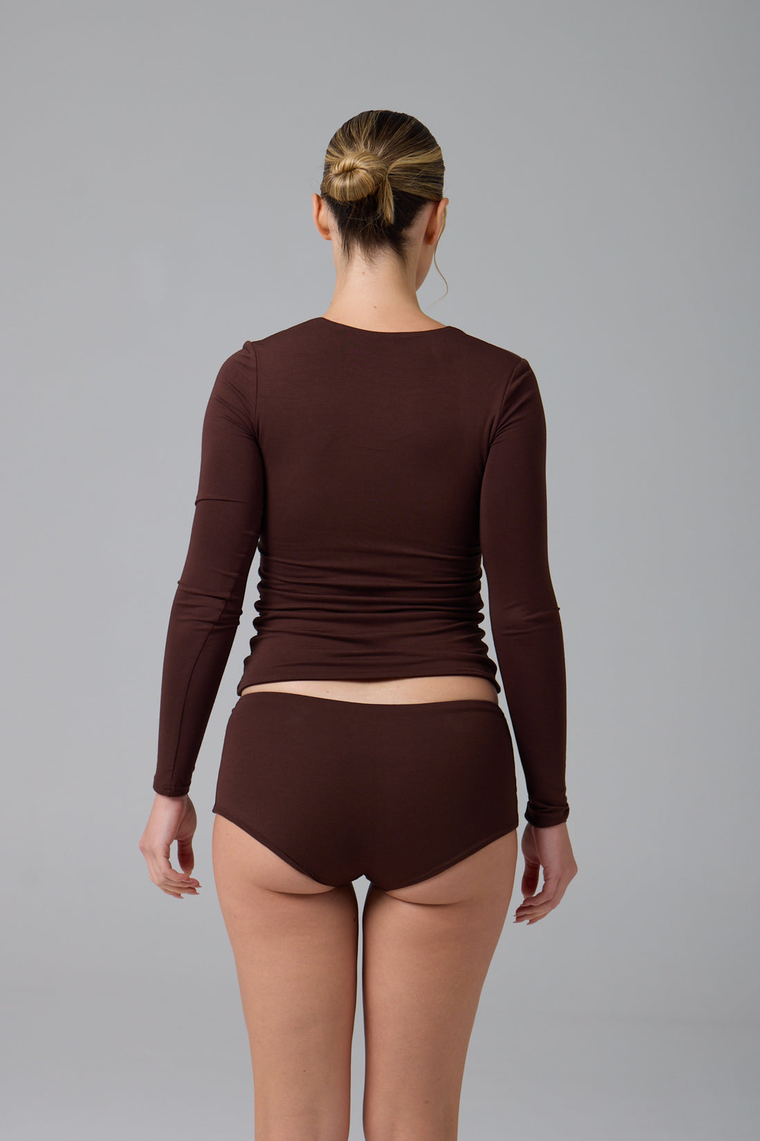 HELEN - KARE YAKA UZUN KOL T-SHIRT - CHOCOLATE