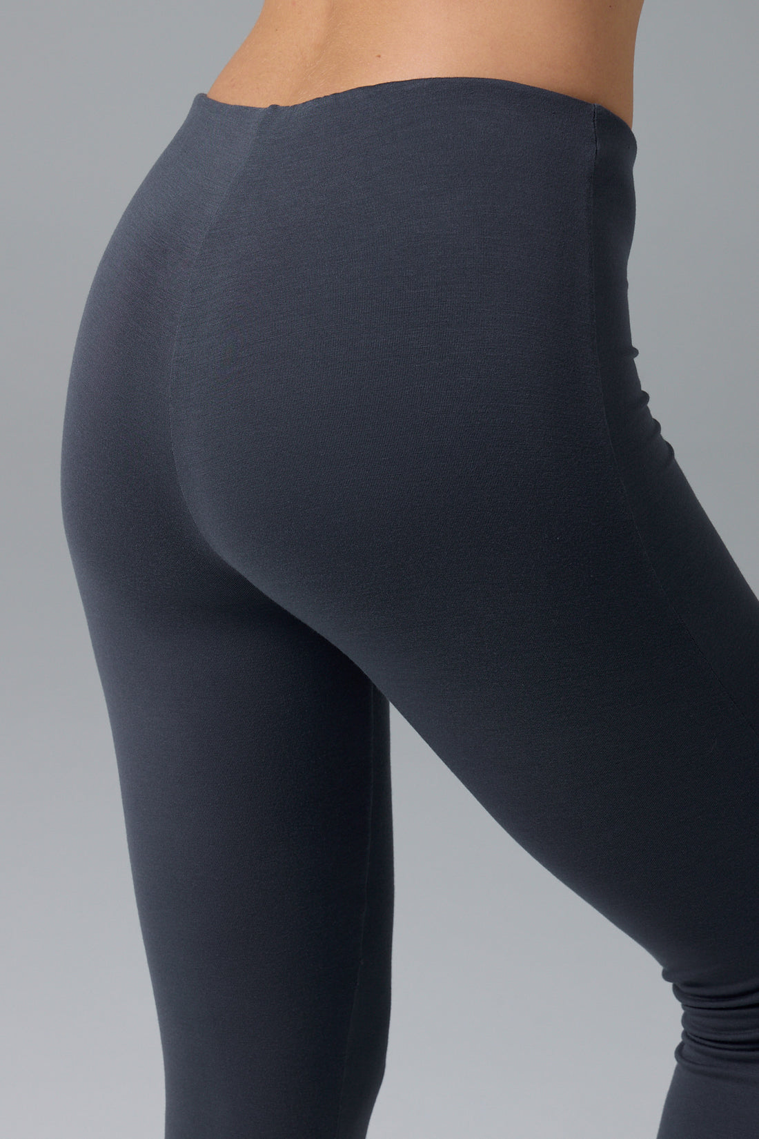PRO-TECHNICAL FLARED LEGGINGS - BLUEBERRY