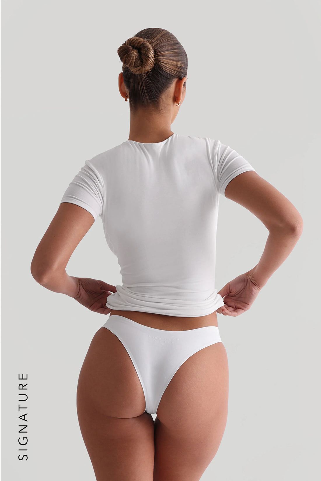 OZY - KISA KOLLU T-SHİRT - BEYAZ