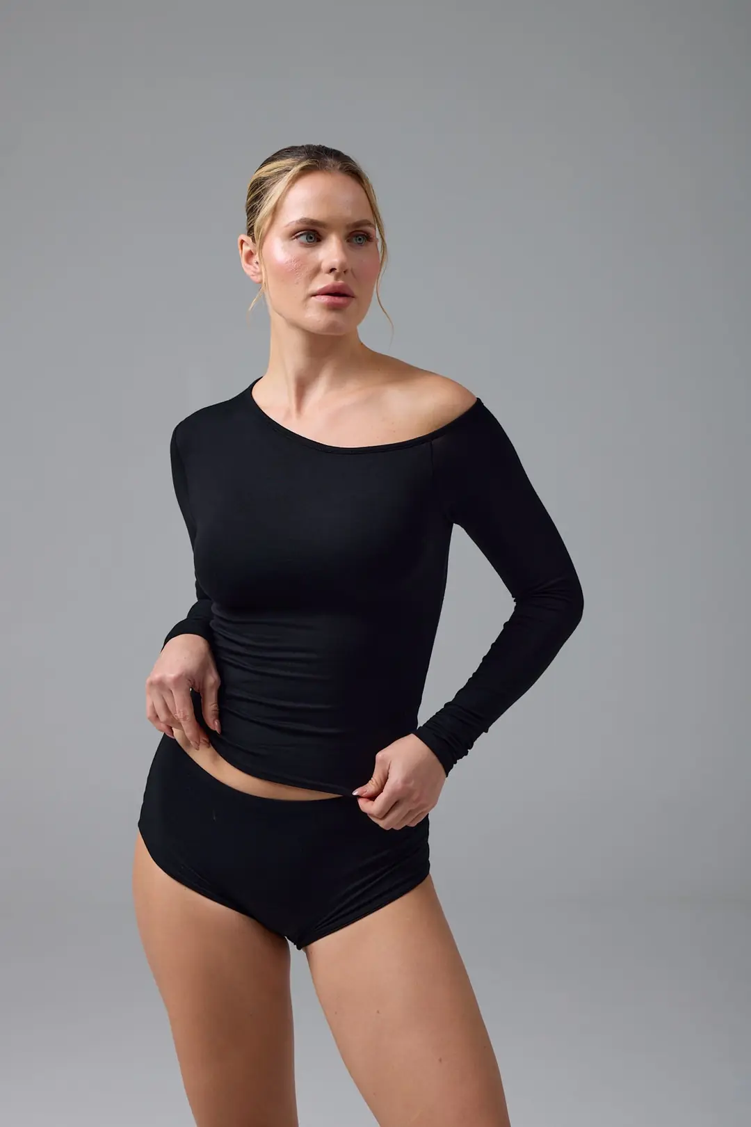 SERENE - ASİMETRİK TEK OMUZ DETAY T-SHIRT — 3