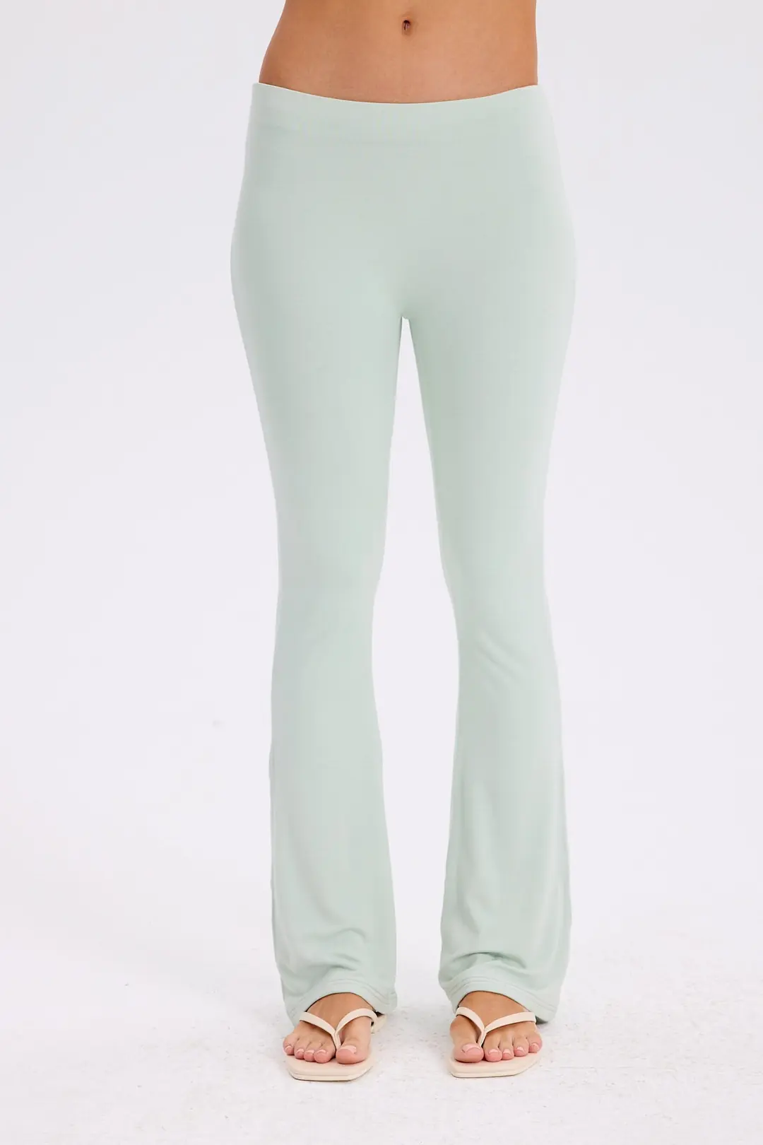 PRO-TECHNICAL FLARED LEGGINGS — 1