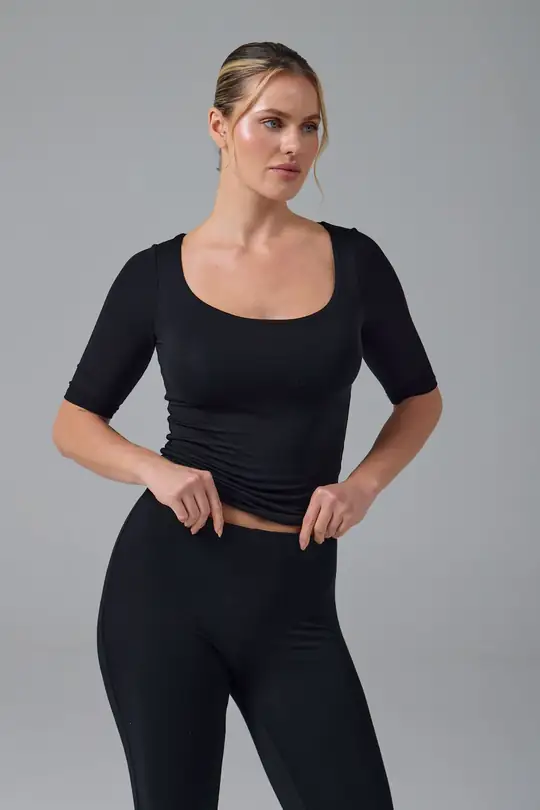 Gnc - U Yaka Yarım Kol T-Shırt