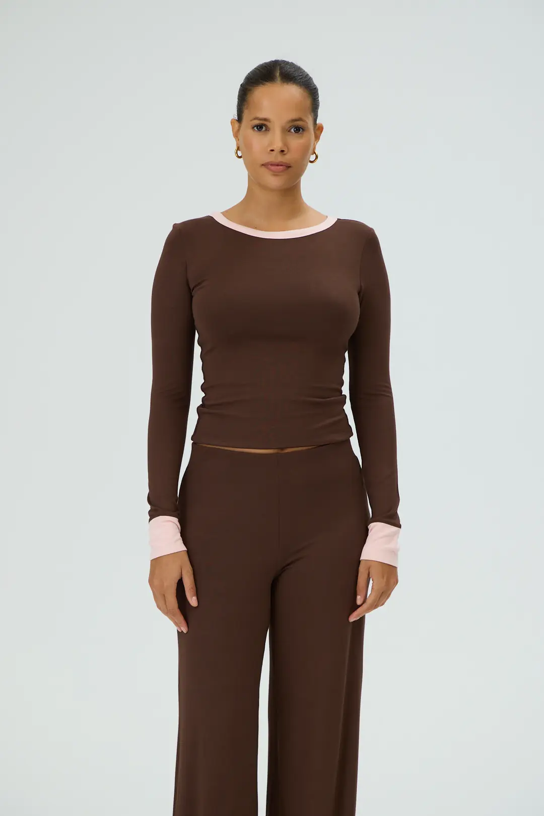 RIVIERA - KONTRAST YAKA VE KOL UCU DETAYLI T-SHIRT — 1