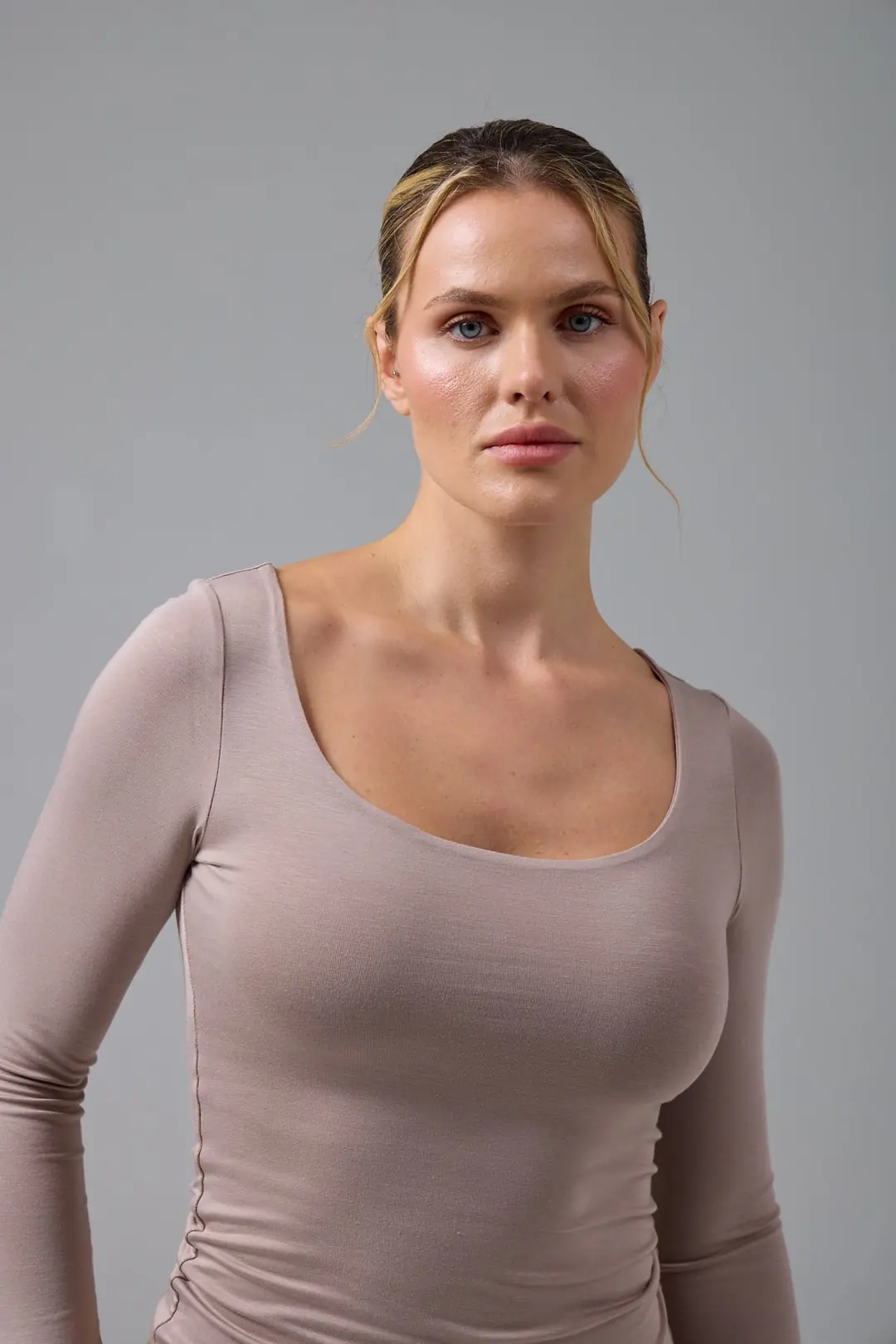 GNC - U YAKA UZUN KOL T-SHIRT — 6