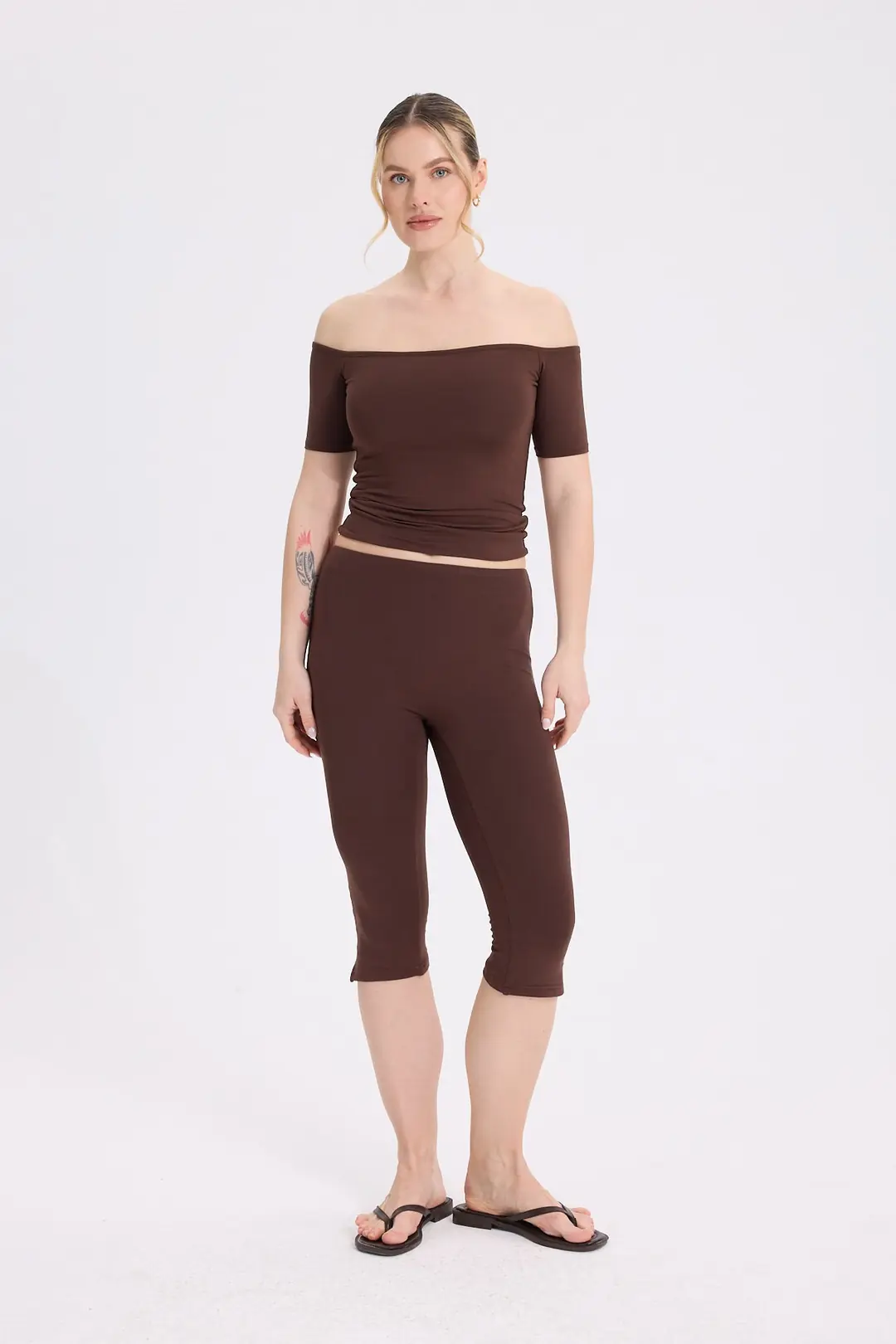 SECOND SKIN - CAPRI LEGGINGS — 3