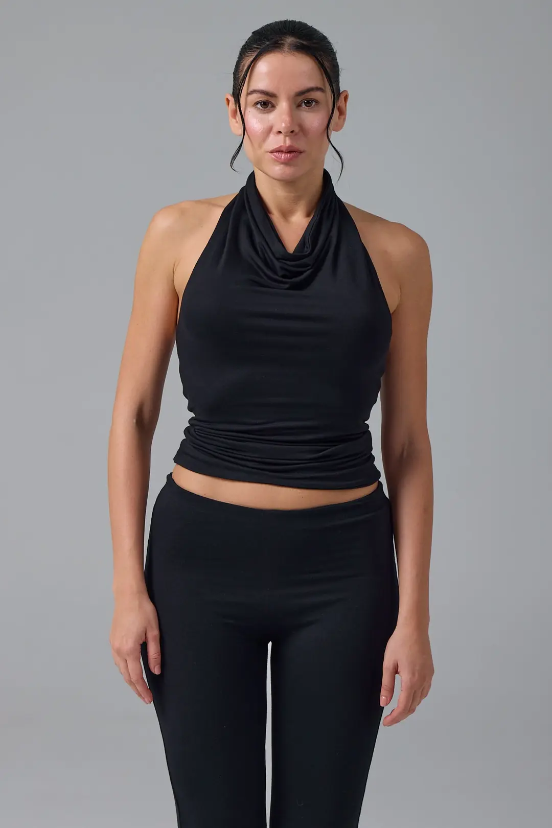 MIRAE - DEGAJE YAKA SIRT DETAY T-SHIRT — 1