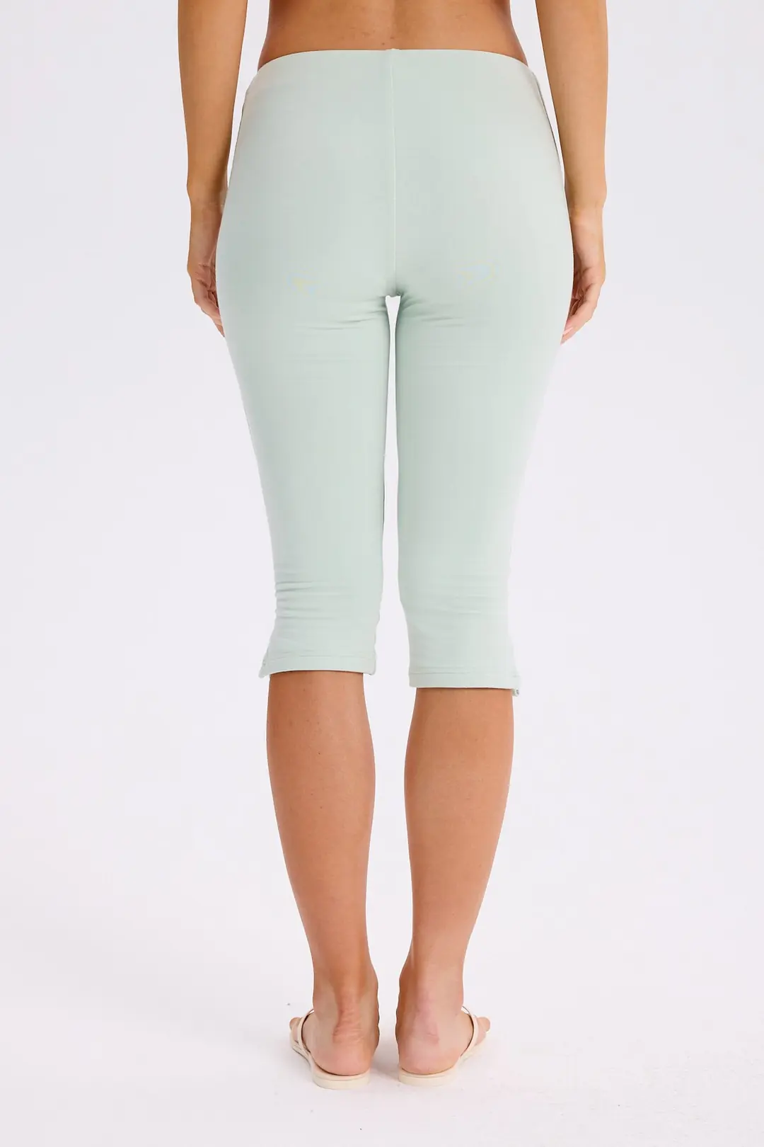 SECOND SKIN - CAPRI LEGGINGS - MATCHA