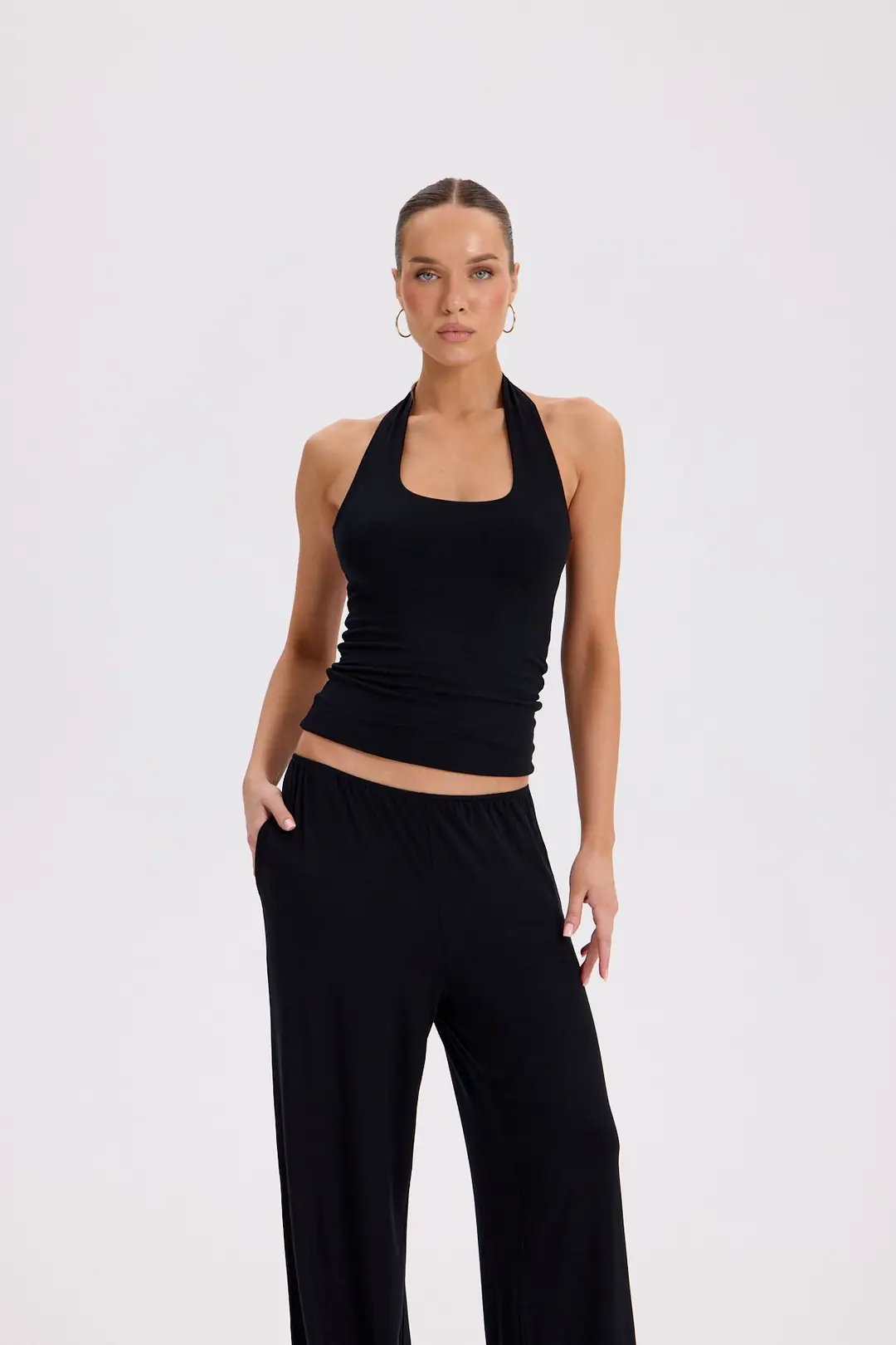 VALÉRA - SIRT DETAY BOYUN BANTLI T-SHIRT — 6