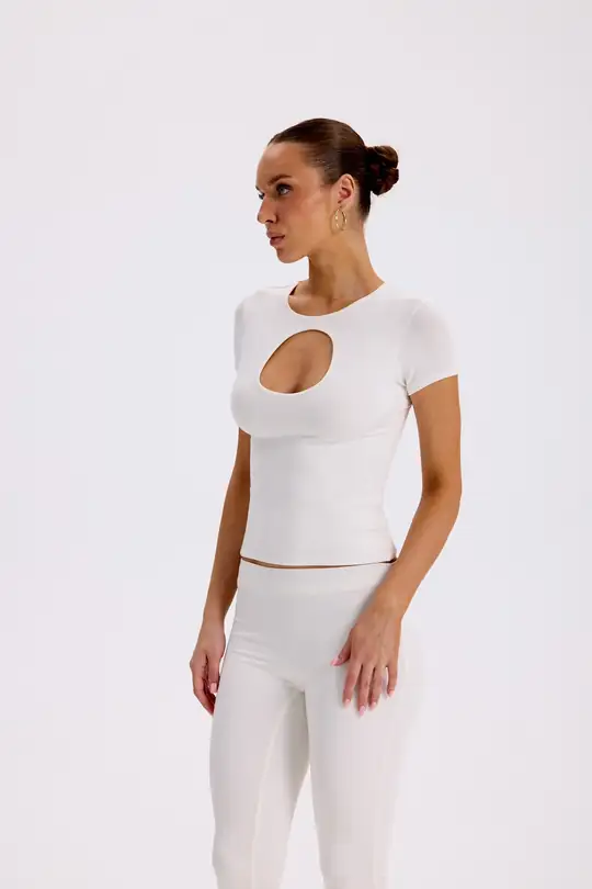 Elora - Cut Out Detaylı Top
