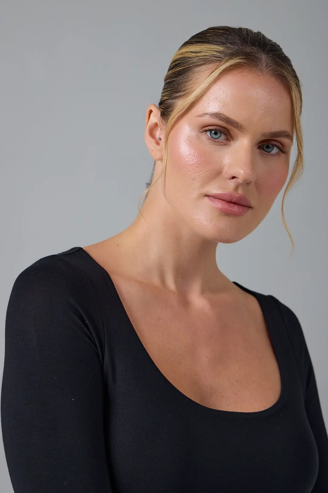 GNC - U YAKA YARIM KOL T-SHIRT — 3