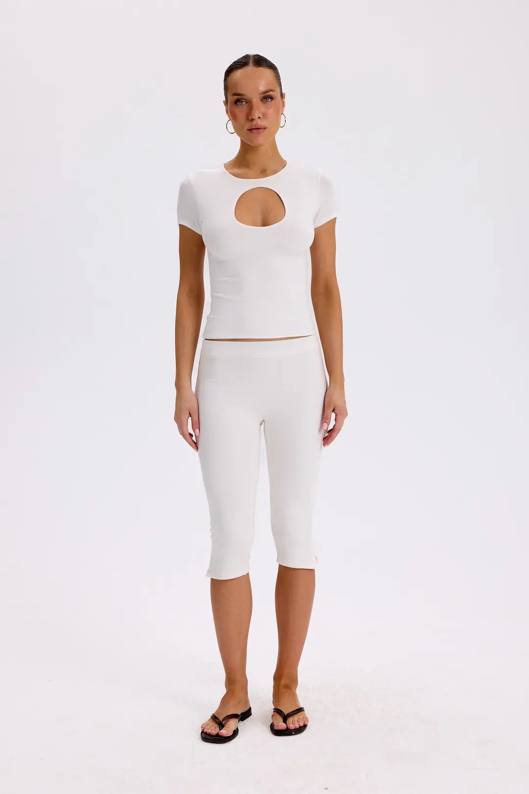 ELORA - CUT OUT DETAYLI TOP — 1