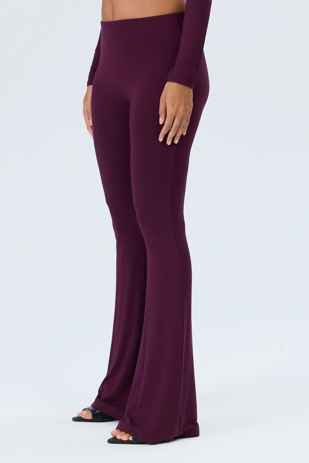 PRO-TECHNICAL FLARED LEGGINGS — 2