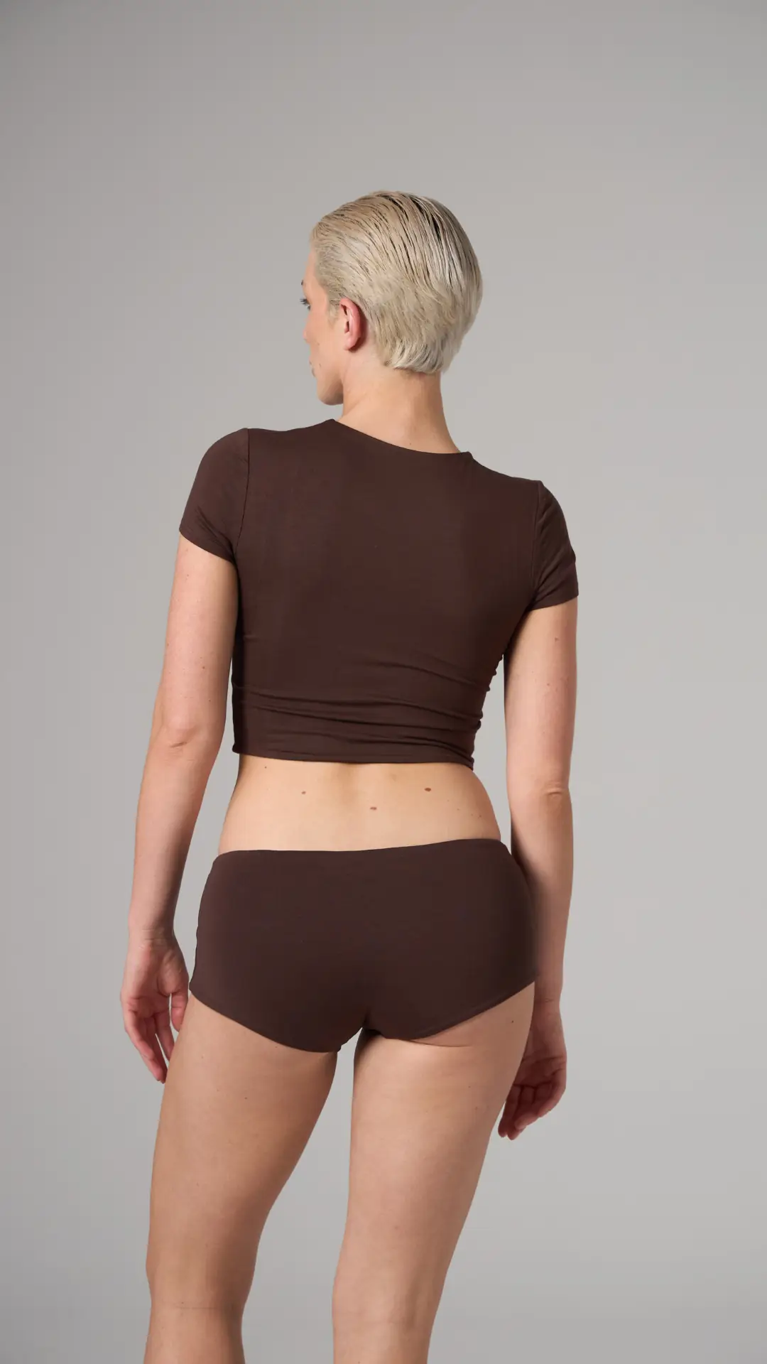 OZY - YUVARLAK YAKA KAP KOL CROP T-SHIRT — 4
