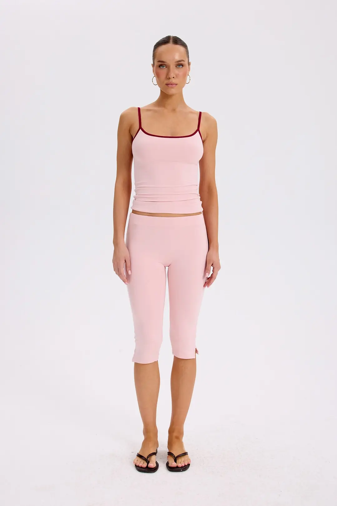 SECOND SKIN - CAPRI LEGGINGS — 1