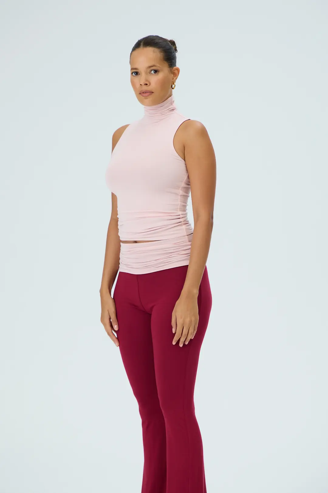 MISS DUAL - ÇİFT TARAFLI & ÇİFT RENKLİ BALIKÇI YAKA KOLSUZ T-SHIRT - RED PLUM & COTTON CANDY