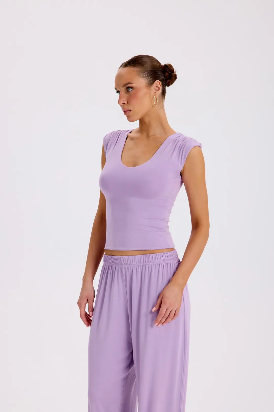 HELENIE - U YAKA OMUZ BÜZGÜLÜ TOP - SOFT LAVENDER