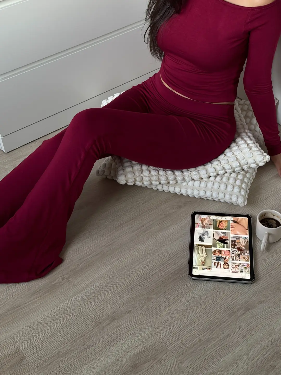 PRO-TECHNICAL FLARED LEGGINGS - RED PLUM