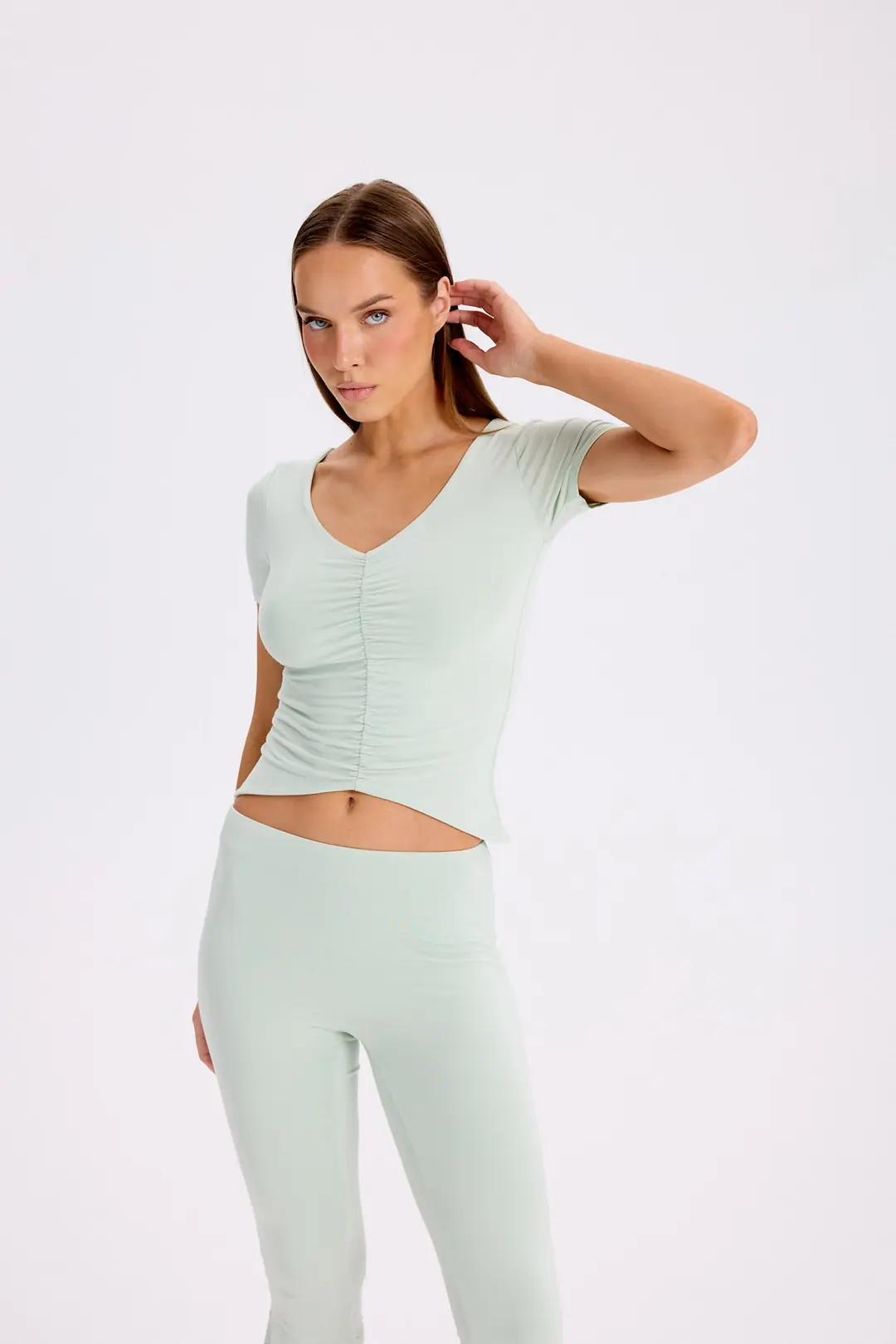 VIRGO - V YAKA BÜZGÜ DETAYLI T-SHIRT — 6