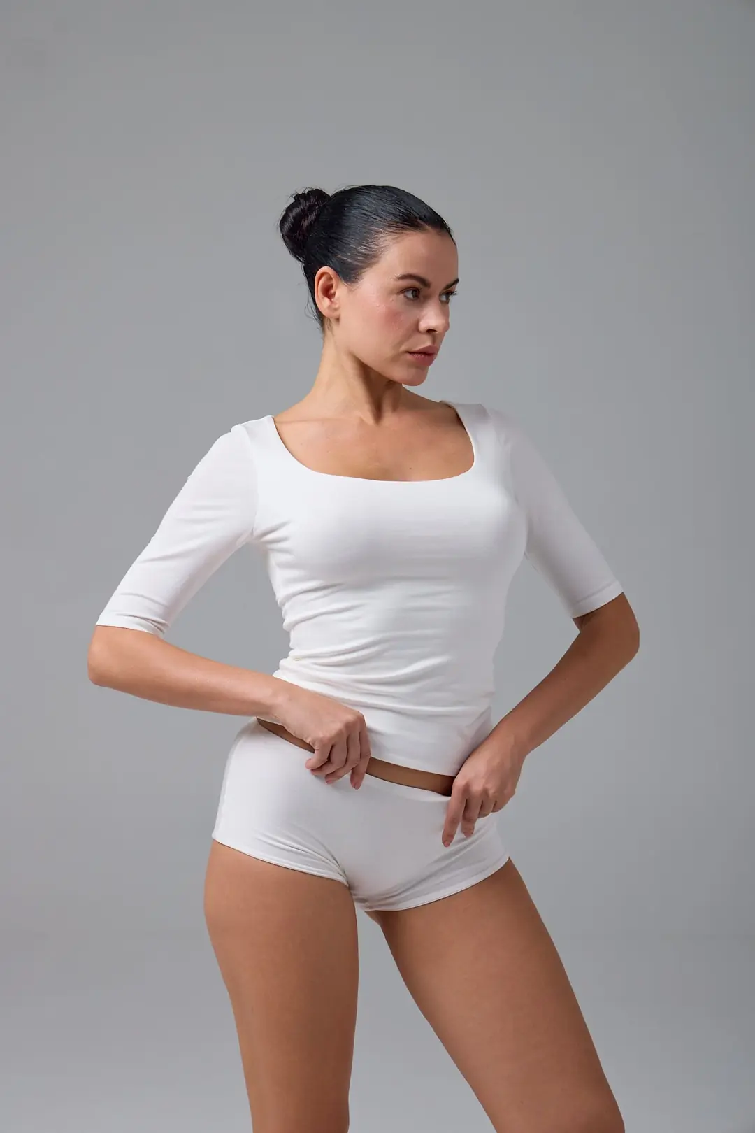 GNC - U YAKA YARIM KOL T-SHIRT — 3