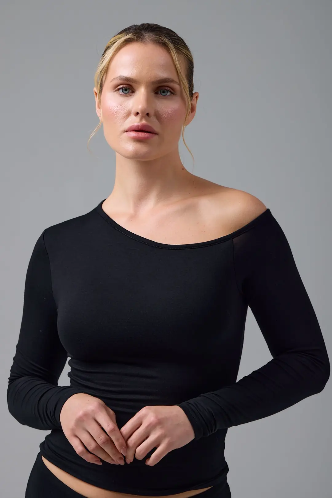 SERENE - ASİMETRİK TEK OMUZ DETAY T-SHIRT — 6