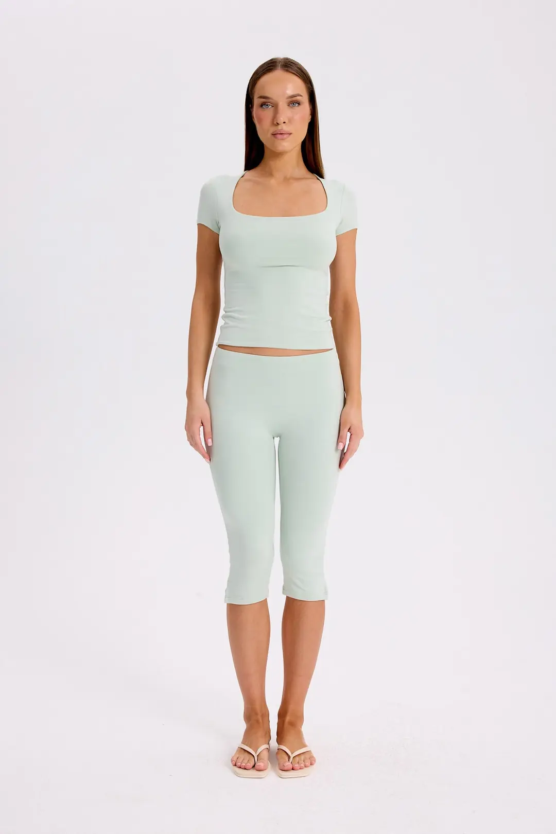 HELEN - KARE YAKA KAP KOL T-SHIRT - MATCHA