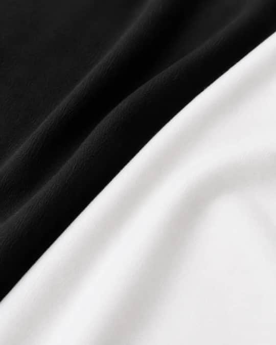 BLACK & WHITE